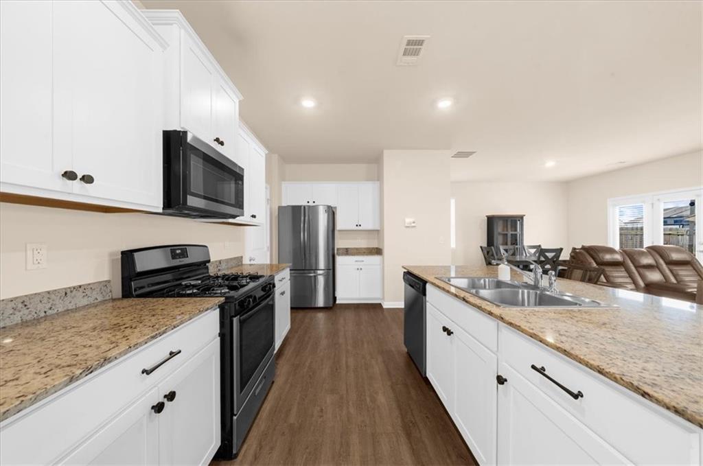 5206 Wild Berry Court