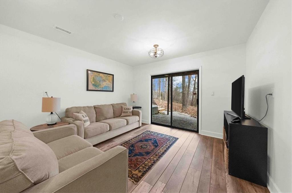 5410 Honeysuckle Trail