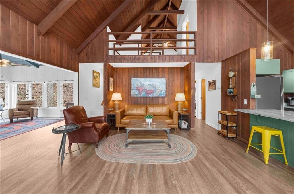 5410 Honeysuckle Trail