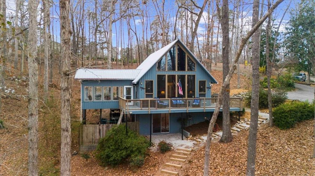 5410 Honeysuckle Trail