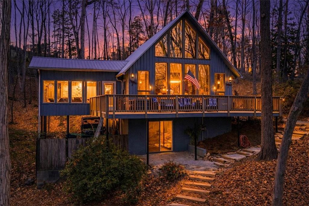 5410 Honeysuckle Trail