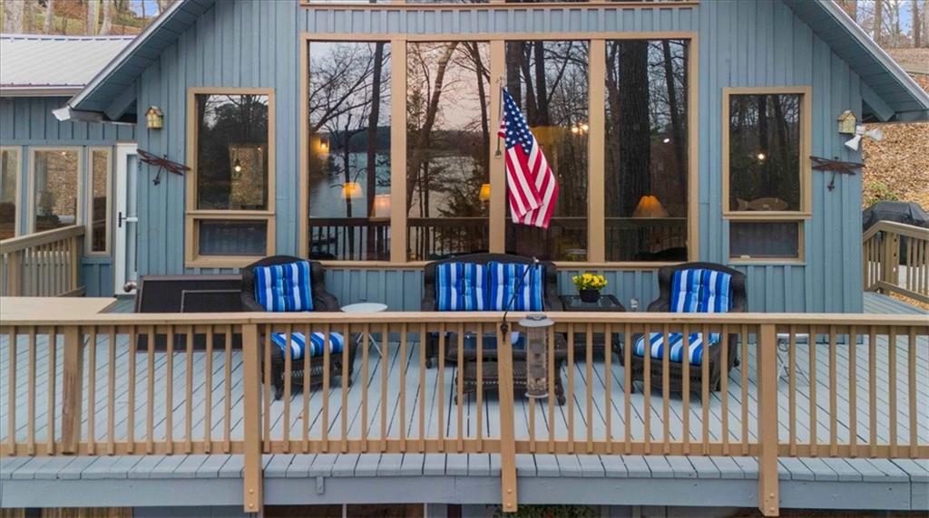 5410 Honeysuckle Trail