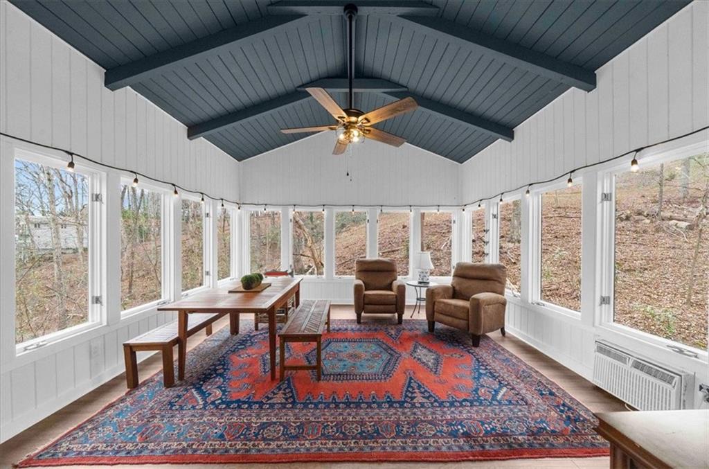 5410 Honeysuckle Trail