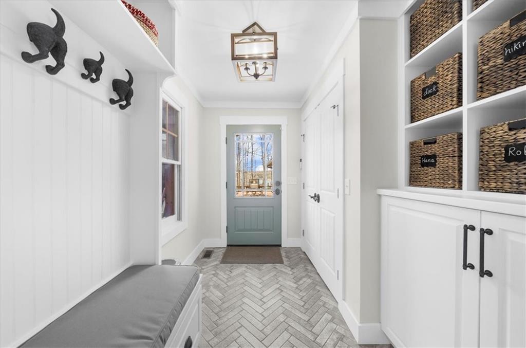 6194 Grants Ford Drive