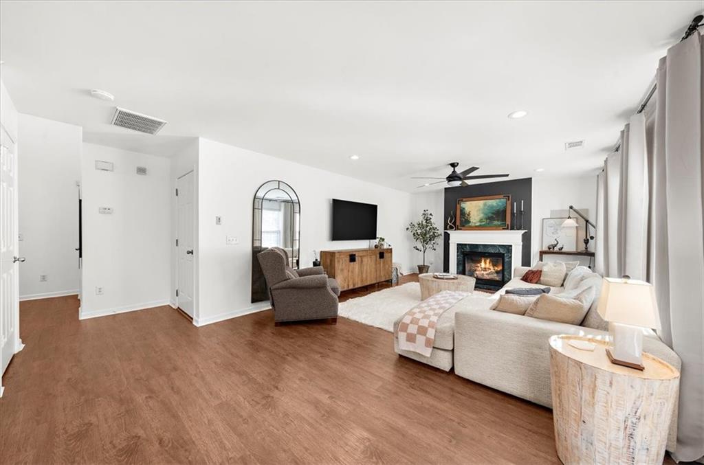 3375 Bridgeshaw Drive