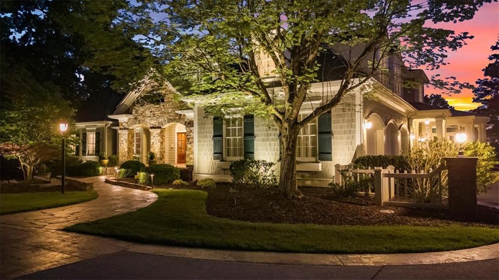 5340 Point South Drive