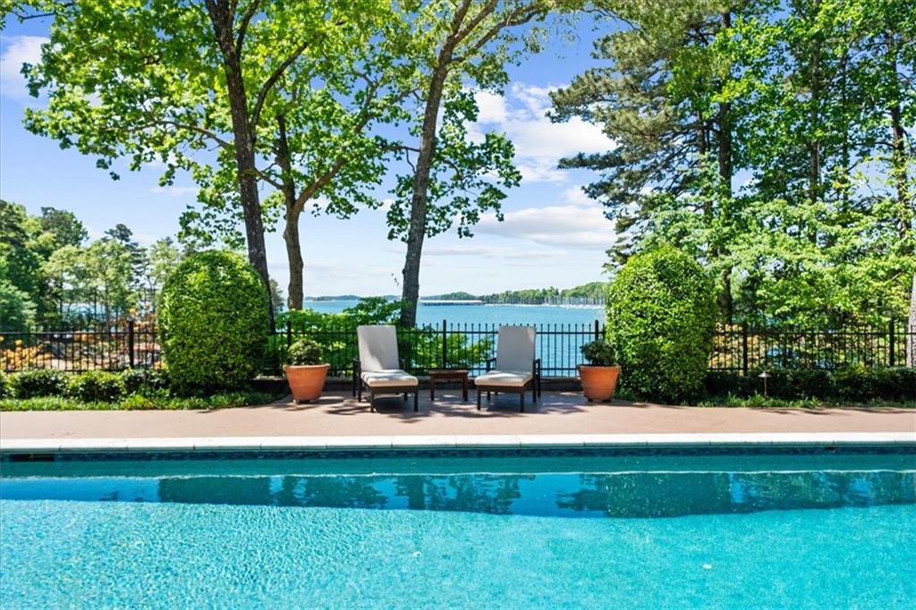 5340 Point South Drive