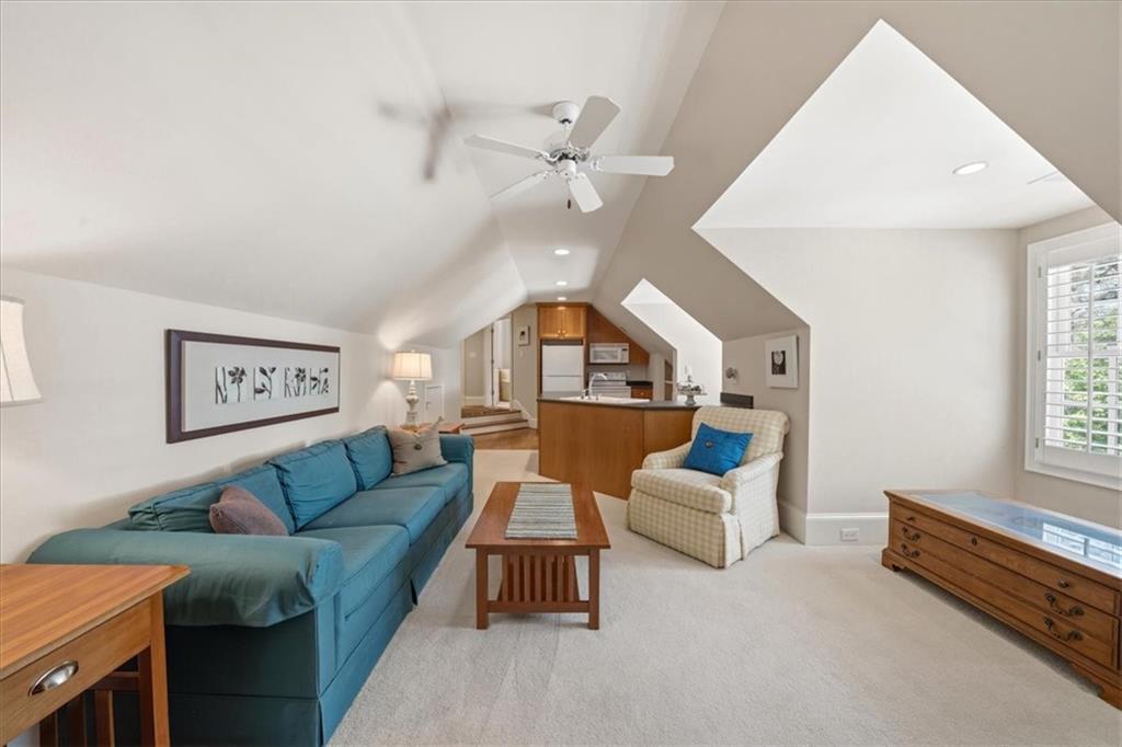 5340 Point South Drive