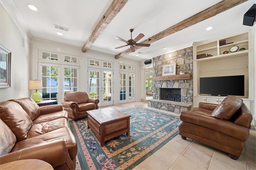 5340 Point South Drive