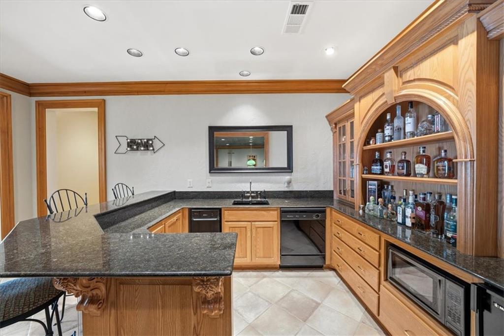 5340 Point South Drive