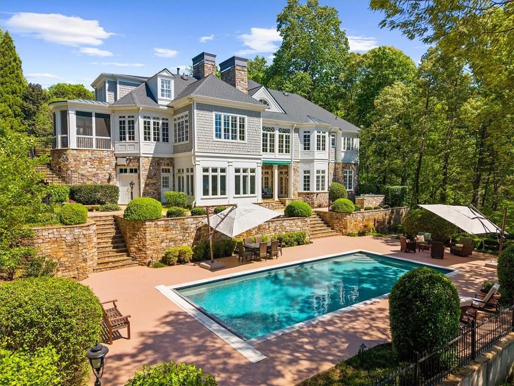 5340 Point South Drive