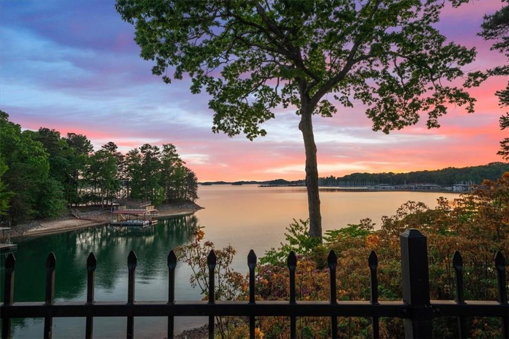 5340 Point South Drive