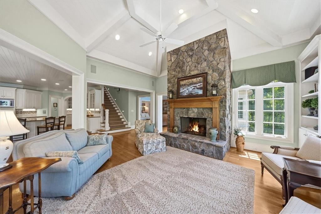 5340 Point South Drive