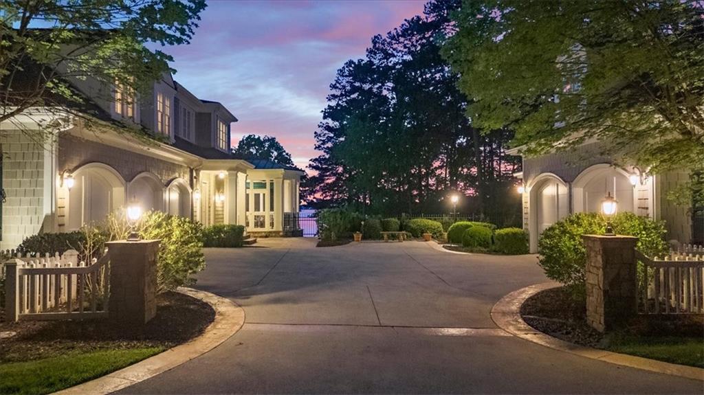 5340 Point South Drive