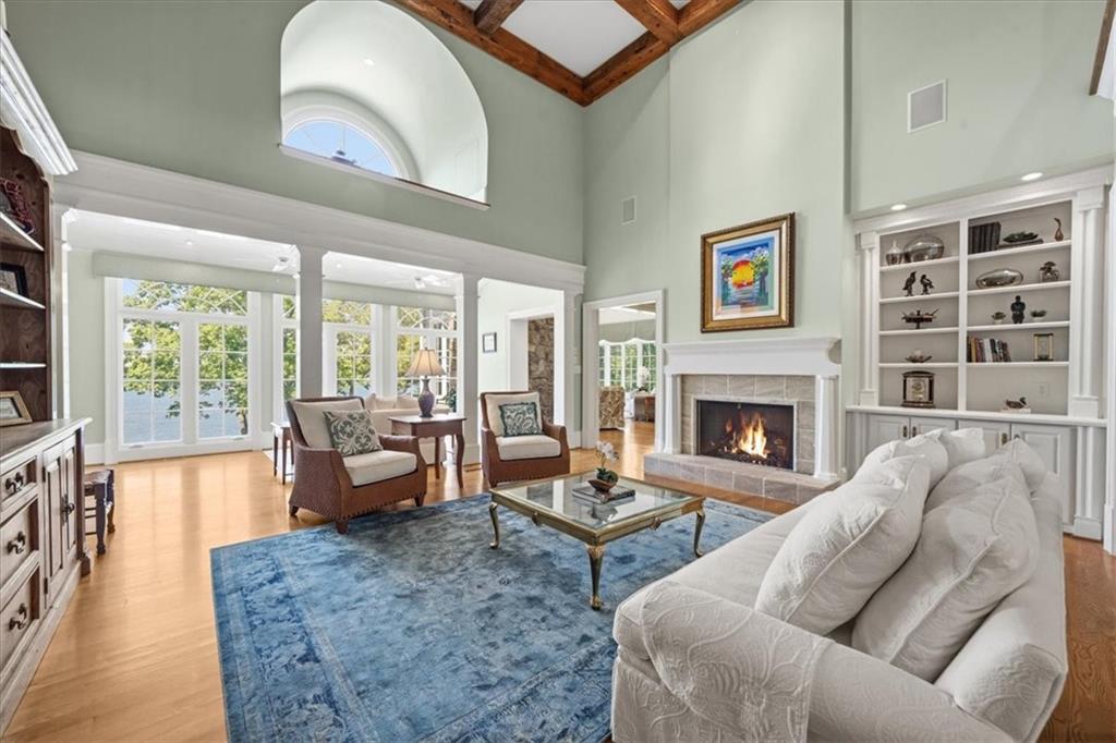 5340 Point South Drive