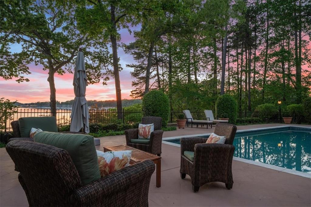 5340 Point South Drive