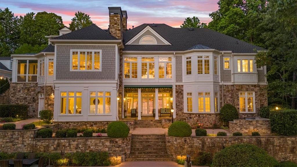 5340 Point South Drive