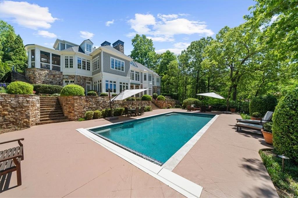 5340 Point South Drive