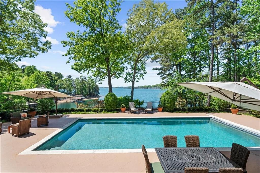 5340 Point South Drive