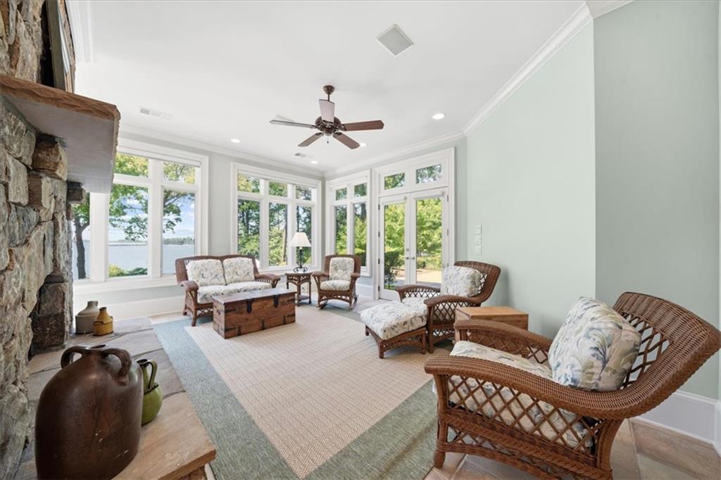 5340 Point South Drive