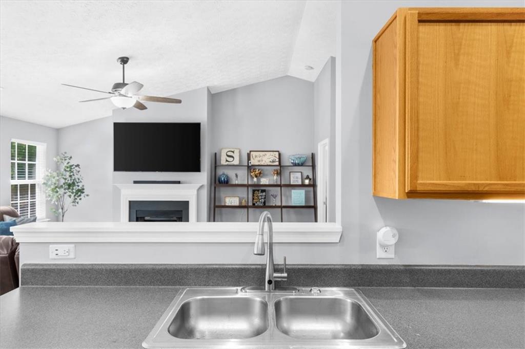 3255 Bridgeshaw Drive