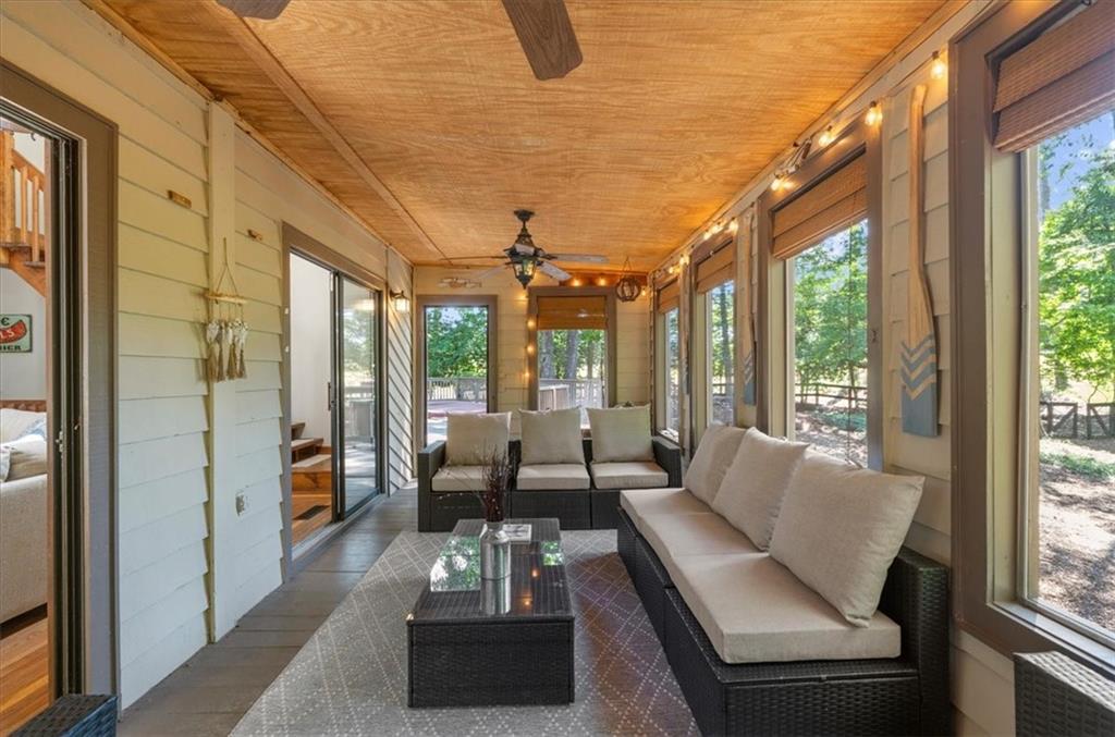 5573 Hidden Harbor Landing