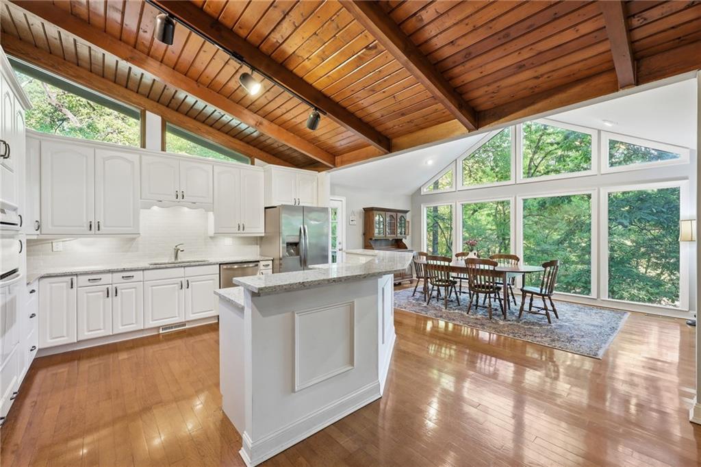 7835 Chinquapin Lane