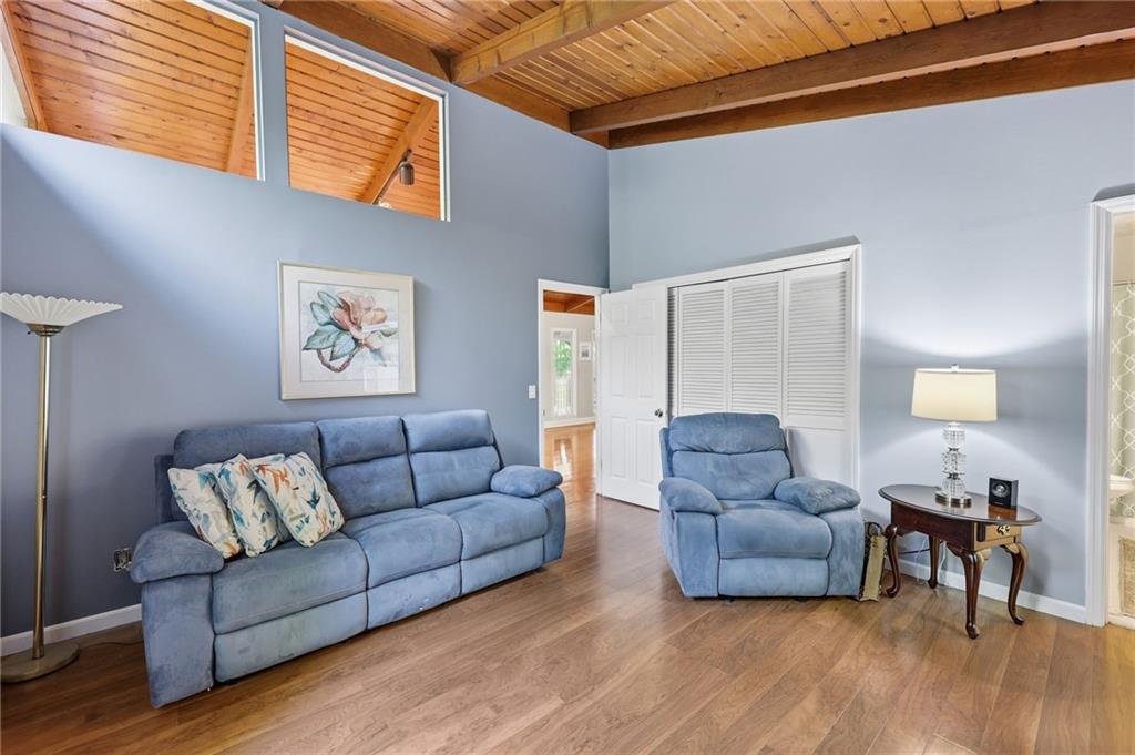 7835 Chinquapin Lane
