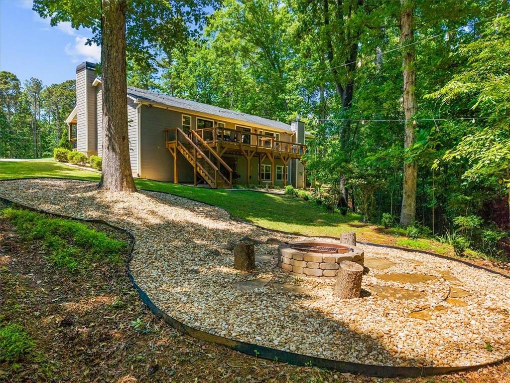 8960 Browns Bridge Road