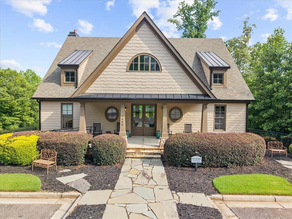 7560 Crestline Drive
