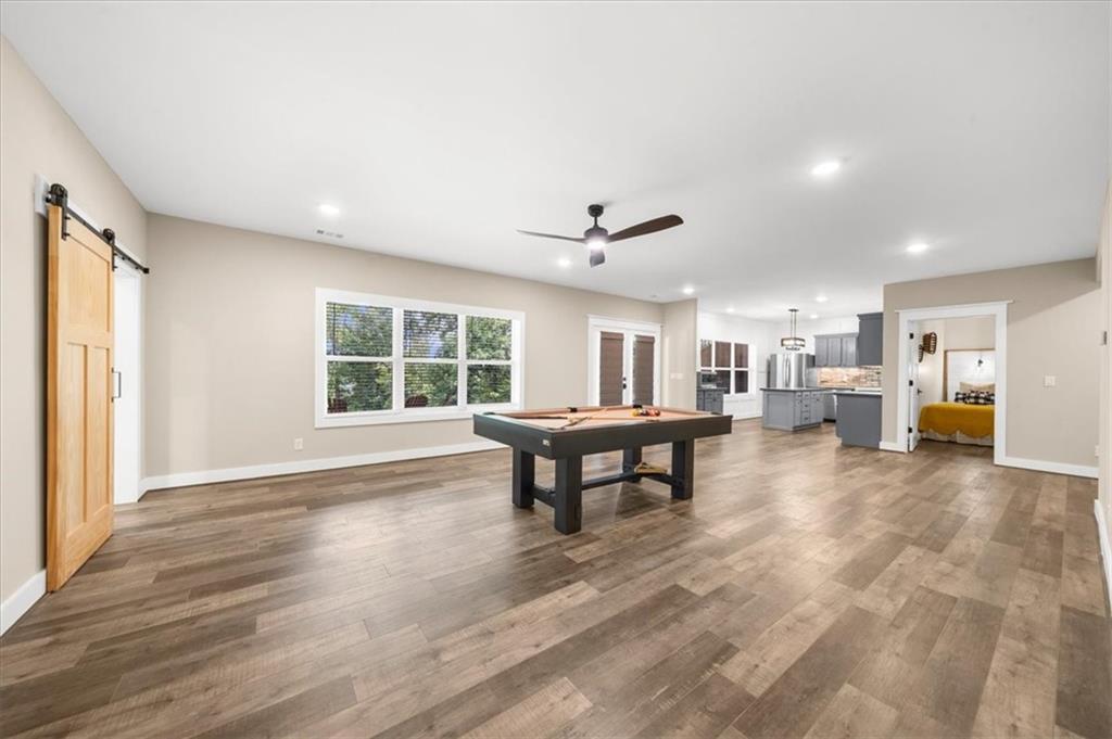 7560 Crestline Drive
