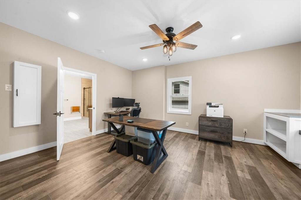 7560 Crestline Drive