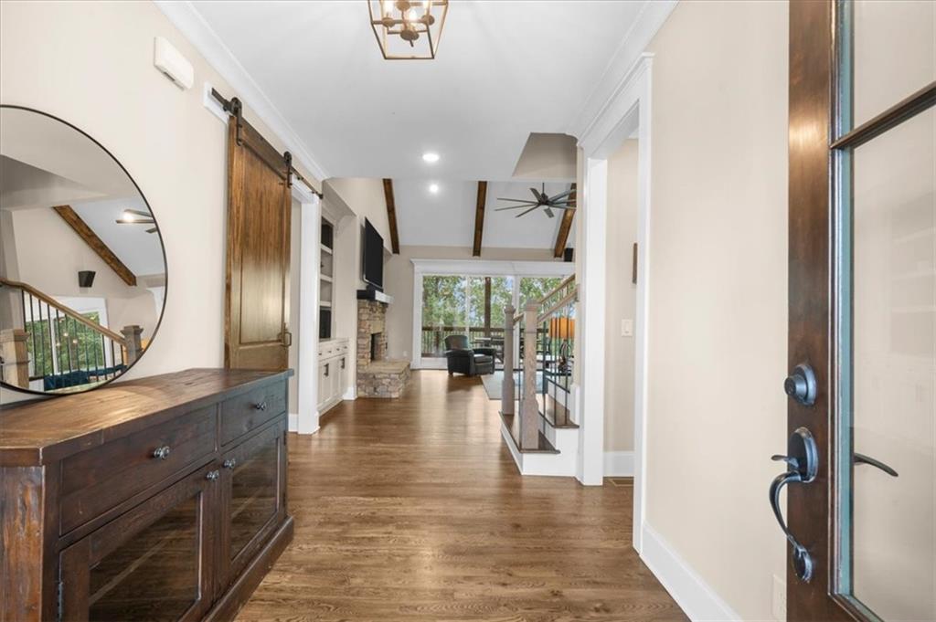 7560 Crestline Drive