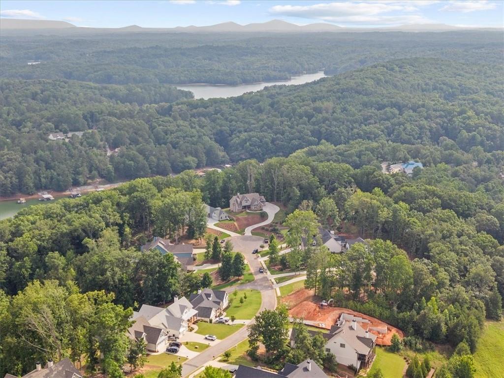 7560 Crestline Drive