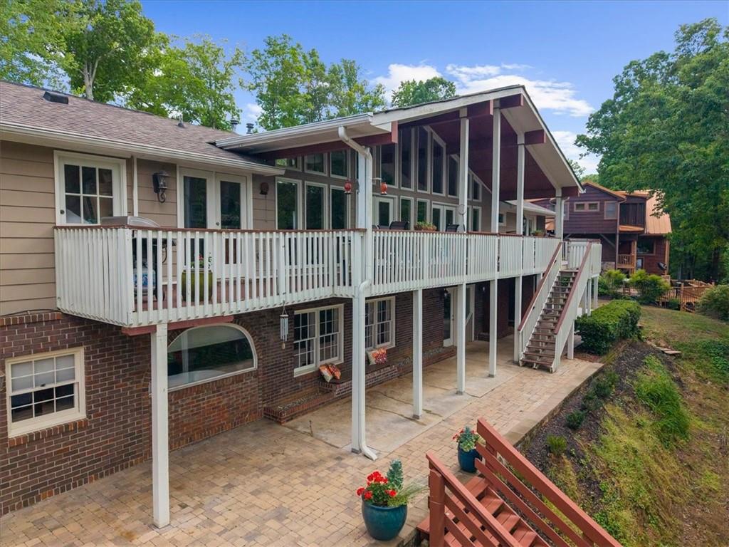 2105 Kemp Drive