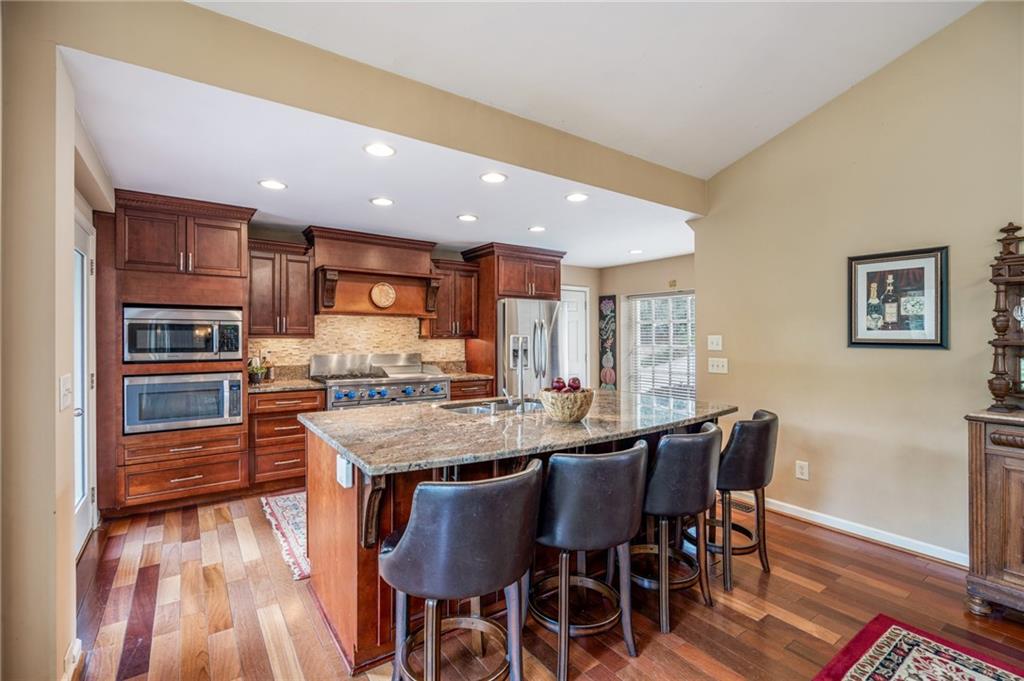 2105 Kemp Drive