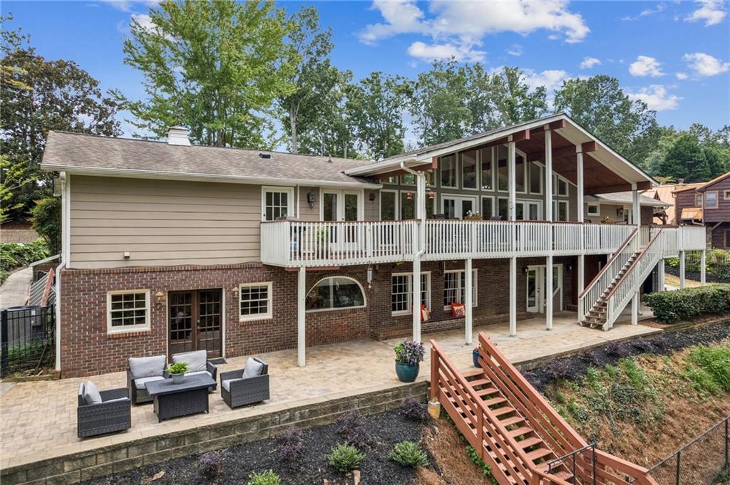 2105 Kemp Drive