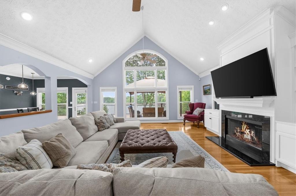 3386 Small Woods Lane