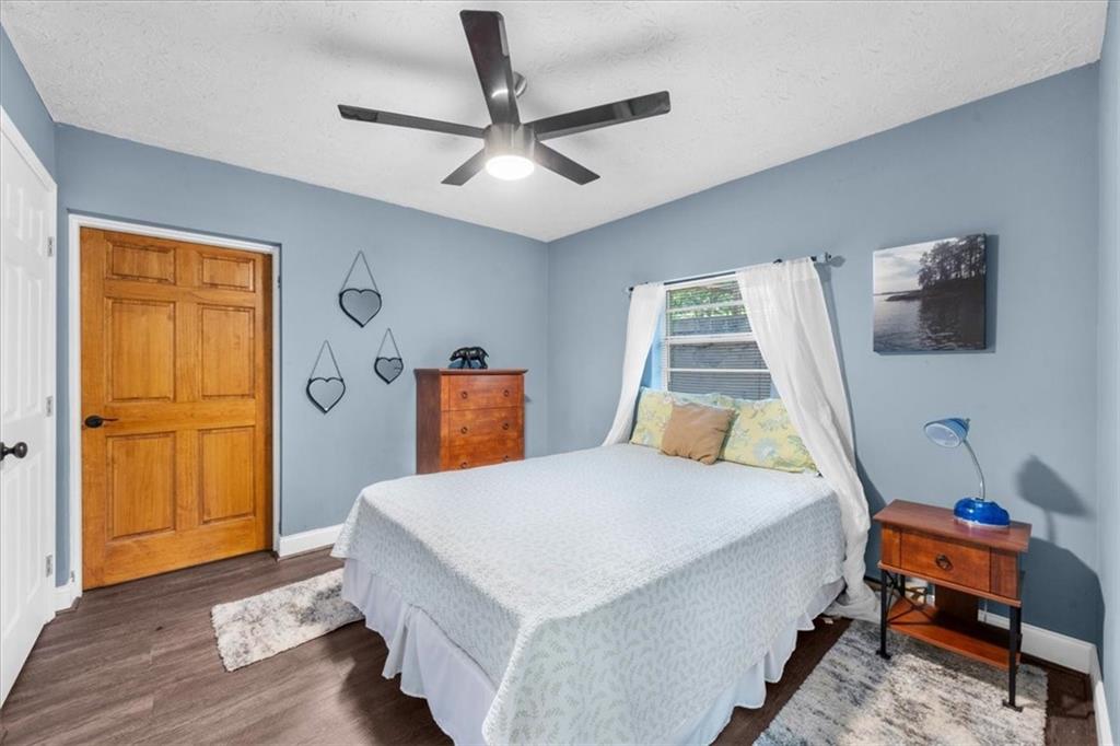 9670 Lee Circle