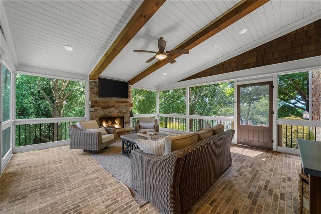 6205 Random Winds Bluff