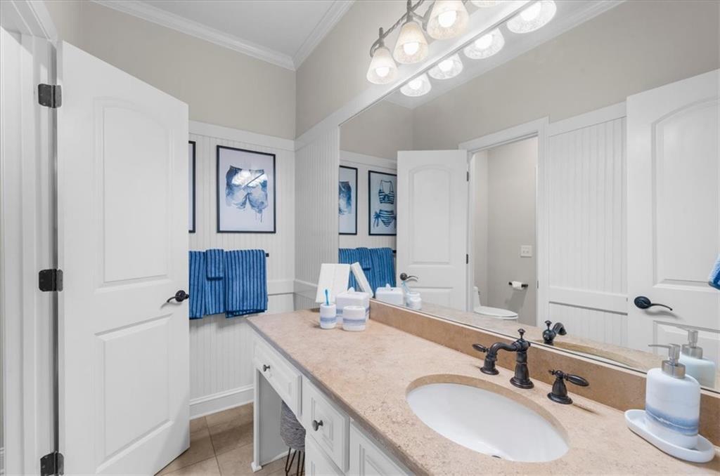 6205 Random Winds Bluff