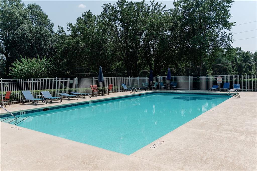 3675 Wake Robin Way