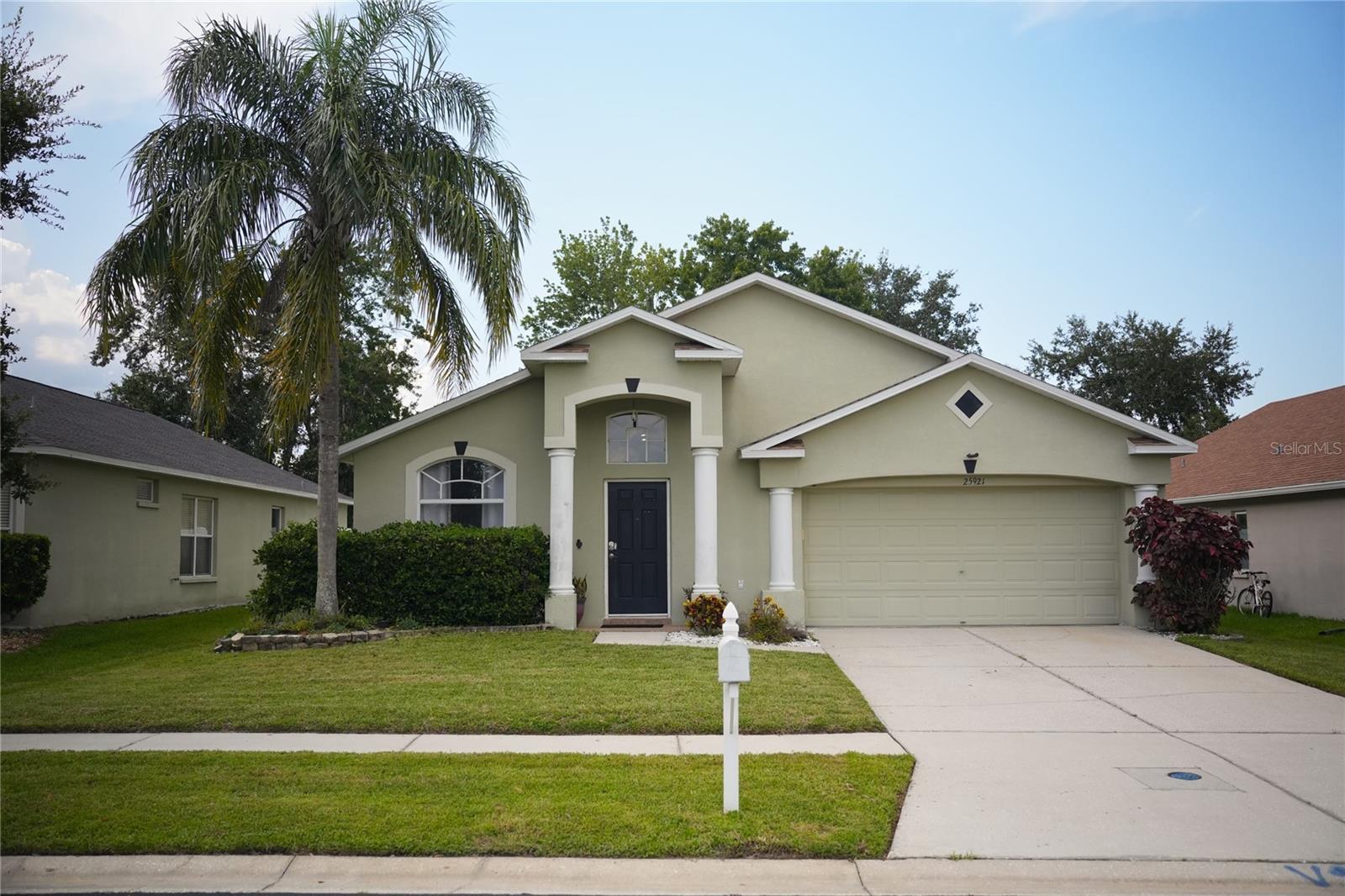 25921 BLOOMSBURY CT