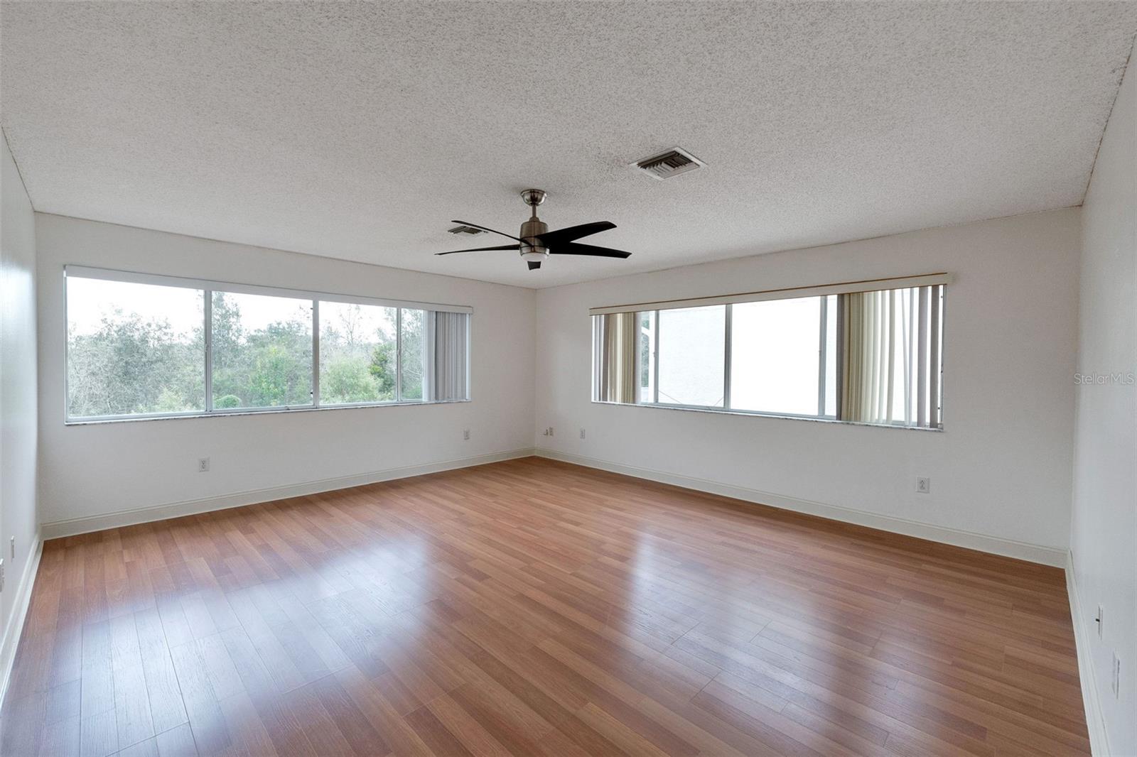 27347 CORAL SPRINGS DR