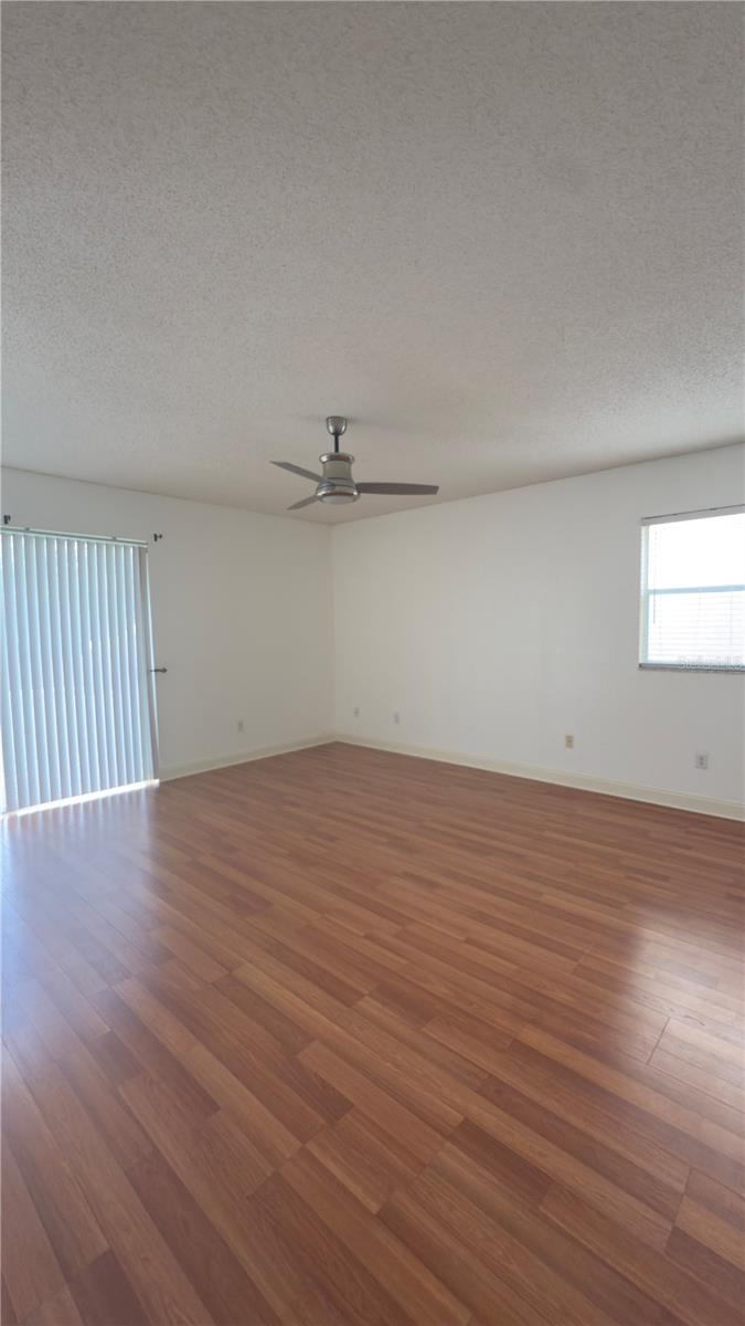 27347 CORAL SPRINGS DR