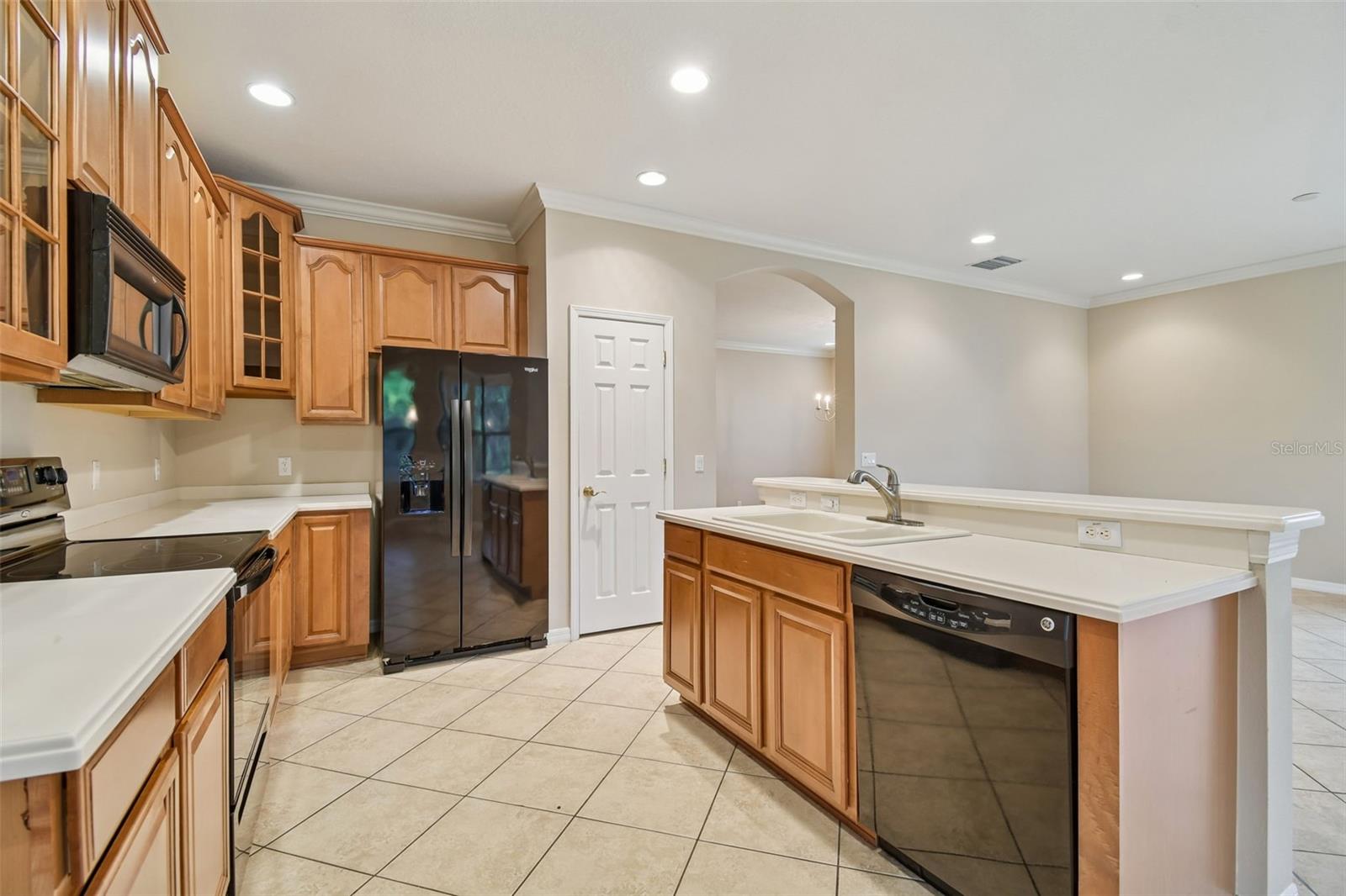 127 SILVER FALLS DR