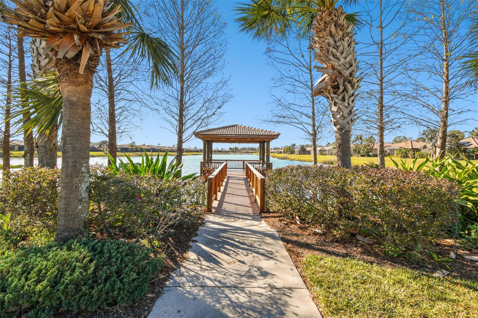 127 SILVER FALLS DR