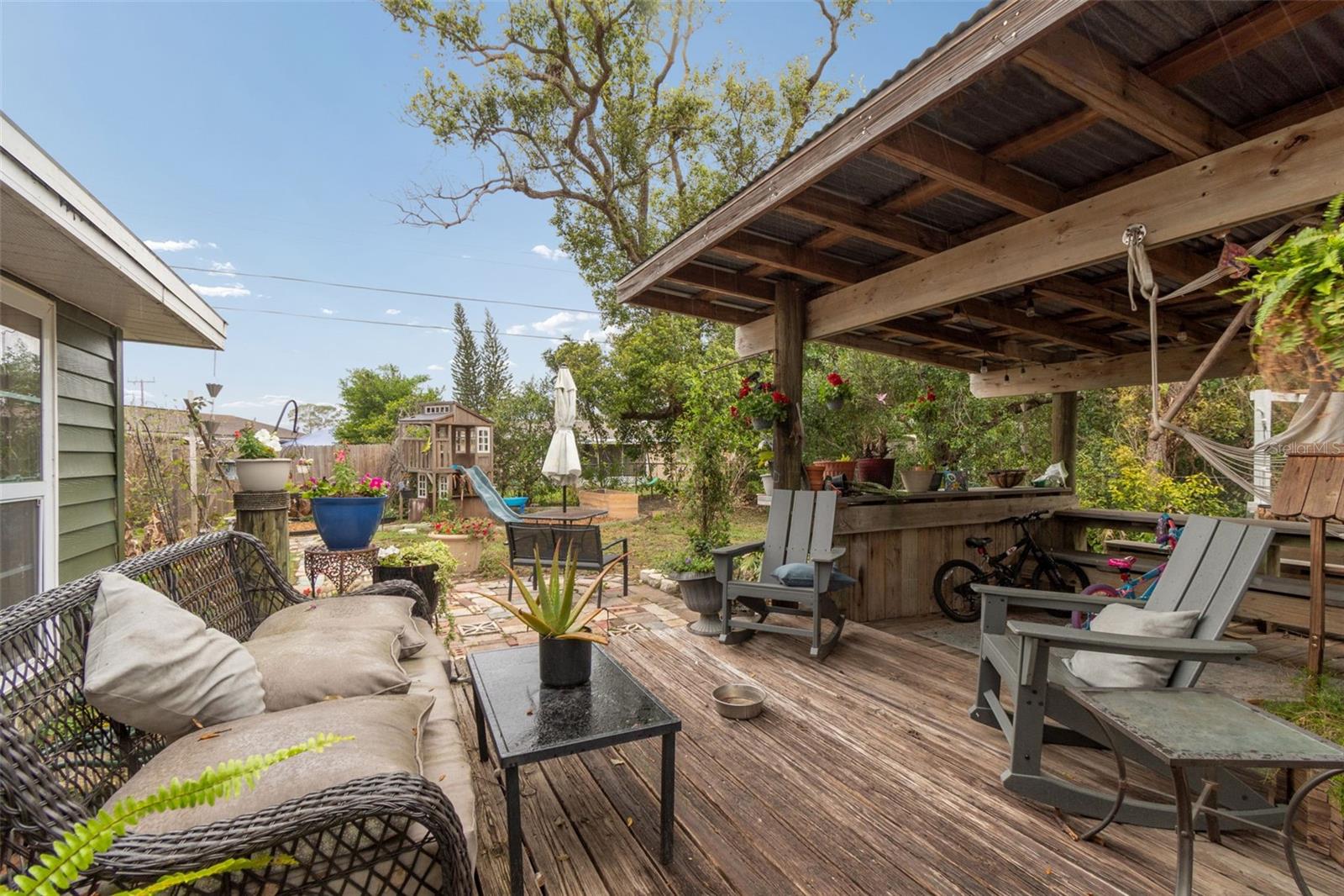 5329 FOREST HILLS DR