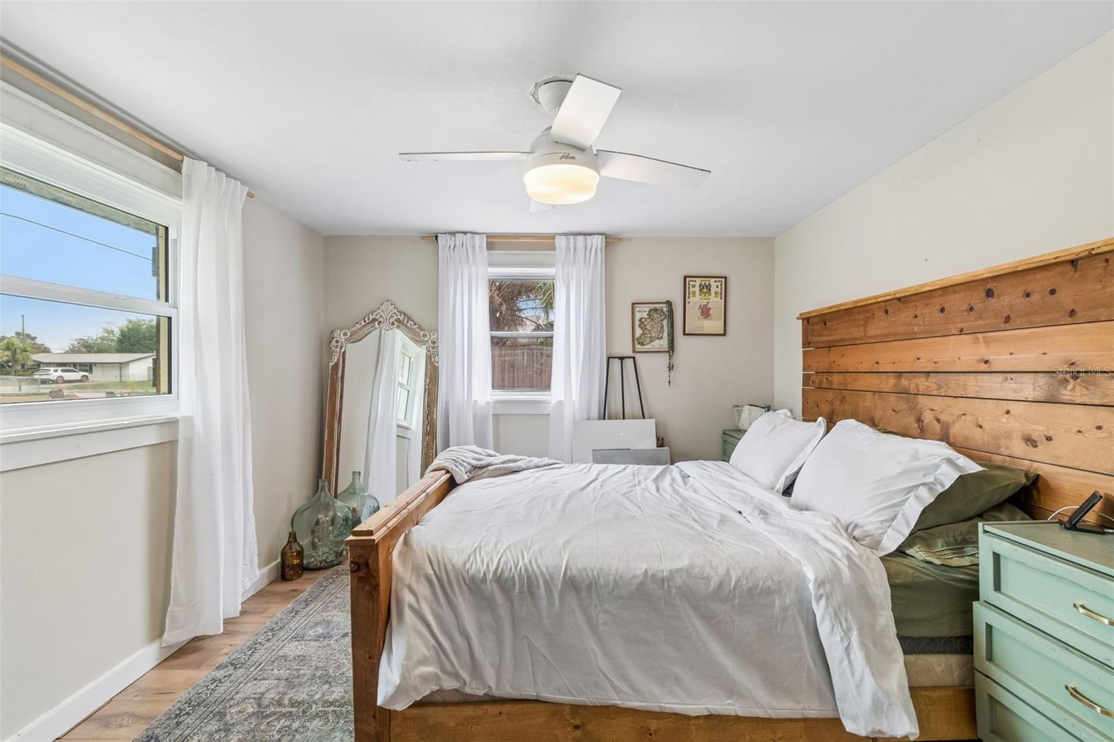 5329 FOREST HILLS DR