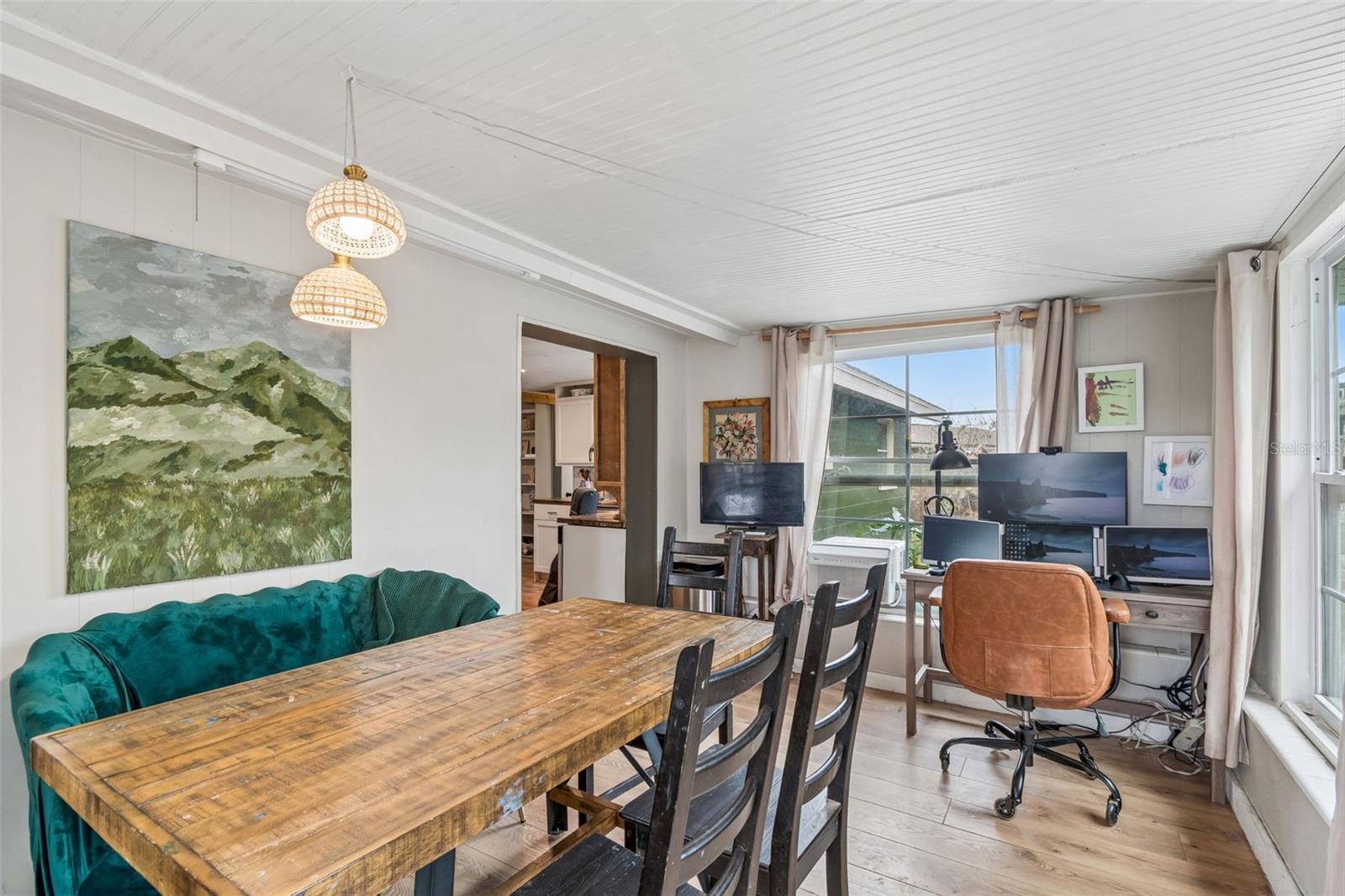 5329 FOREST HILLS DR